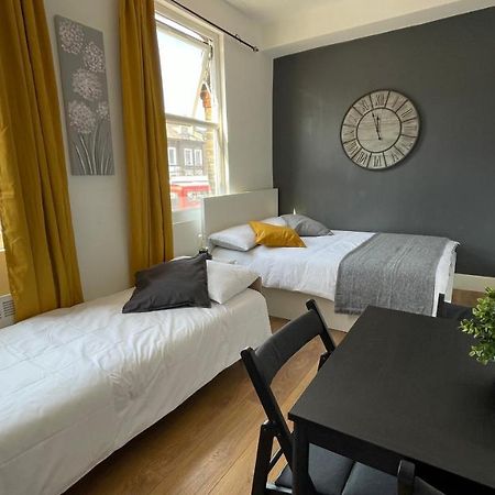 Lovely Studio Flat In The Heart Of Holloway. London Eksteriør bilde