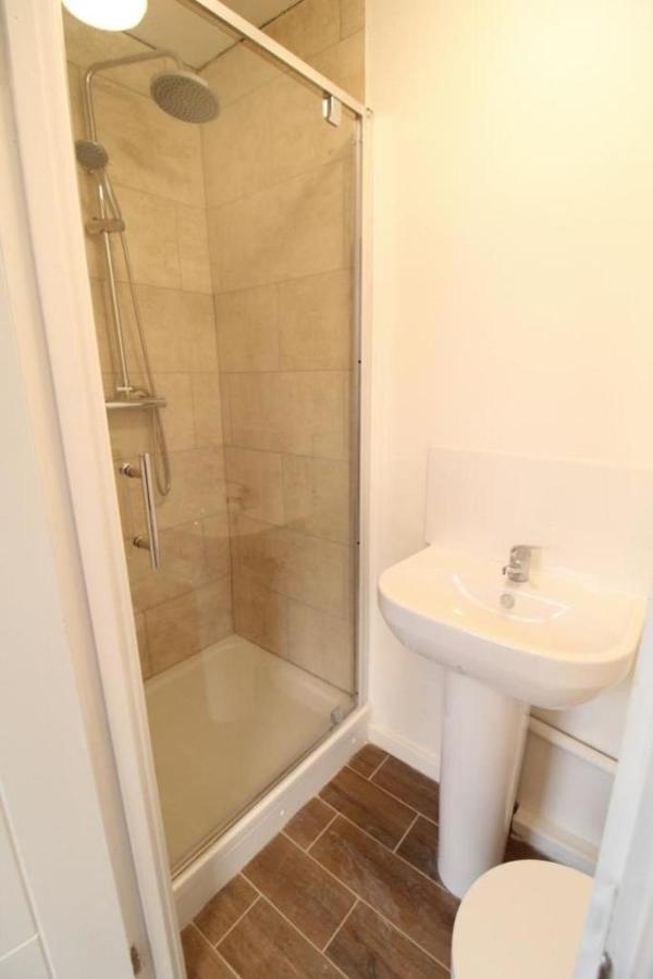 Lovely Studio Flat In The Heart Of Holloway. London Eksteriør bilde